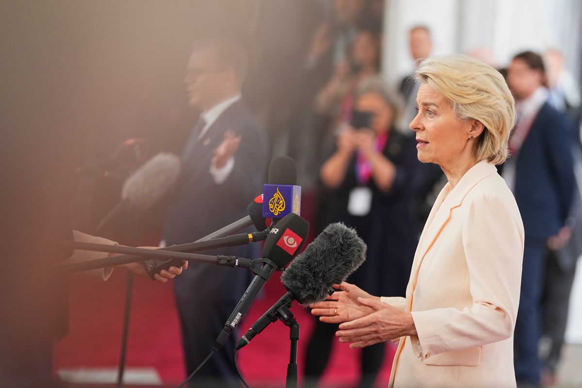 Nyílik a pénzcsap: Újabb eurómilliárdokat jelentett be Ukrajnának Ursula von der Leyen