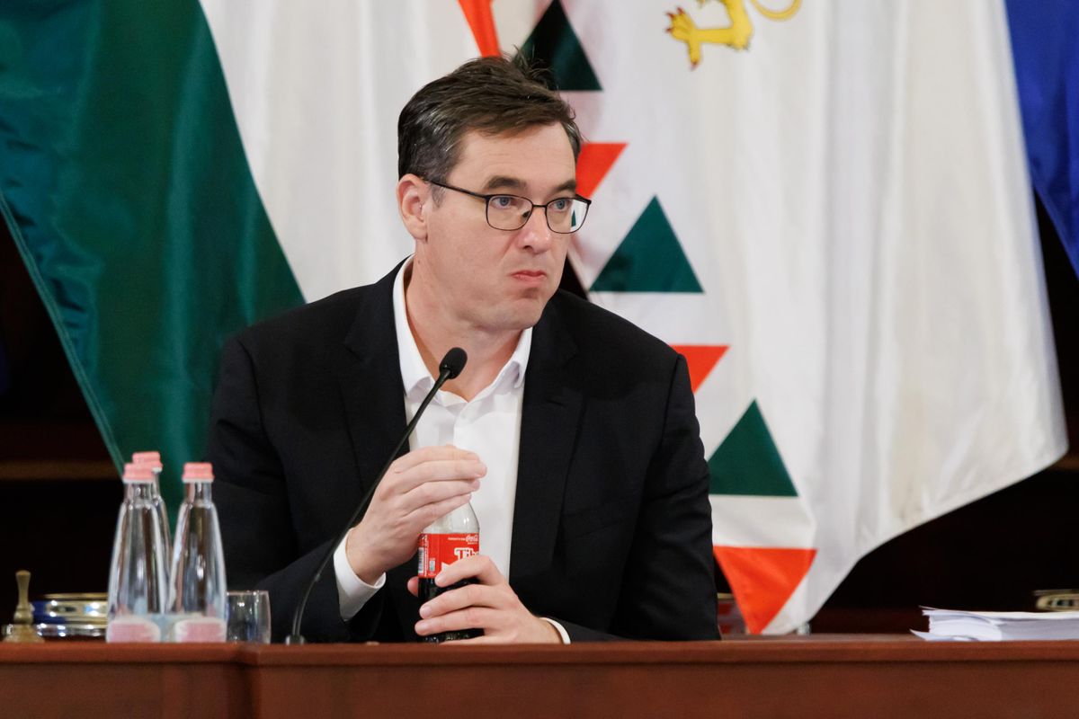 Karácsony Gergely kerüli a munkát és az egyenes válaszokat.