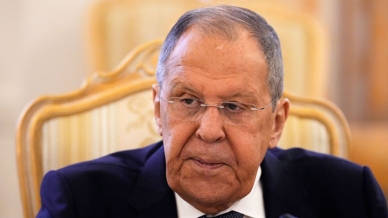 Először jelent meg teljes terjedelmében az orosz álláspont a magyar sajtóban, interjút adott Lavrov orosz külügyminiszter az Ultrahangnak