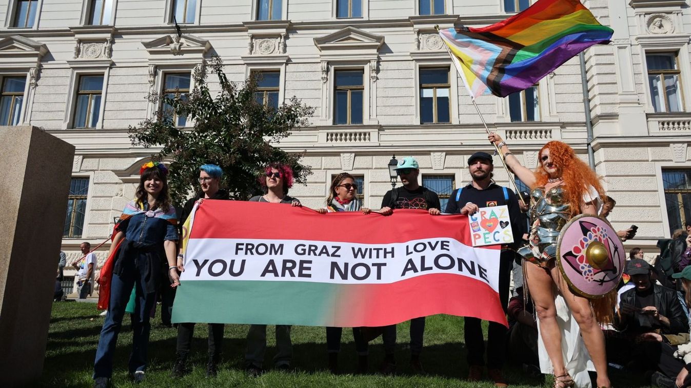 A világ legfontosabb ügyeiből csak az ICE támadása maradt ki a pécsi pride-on