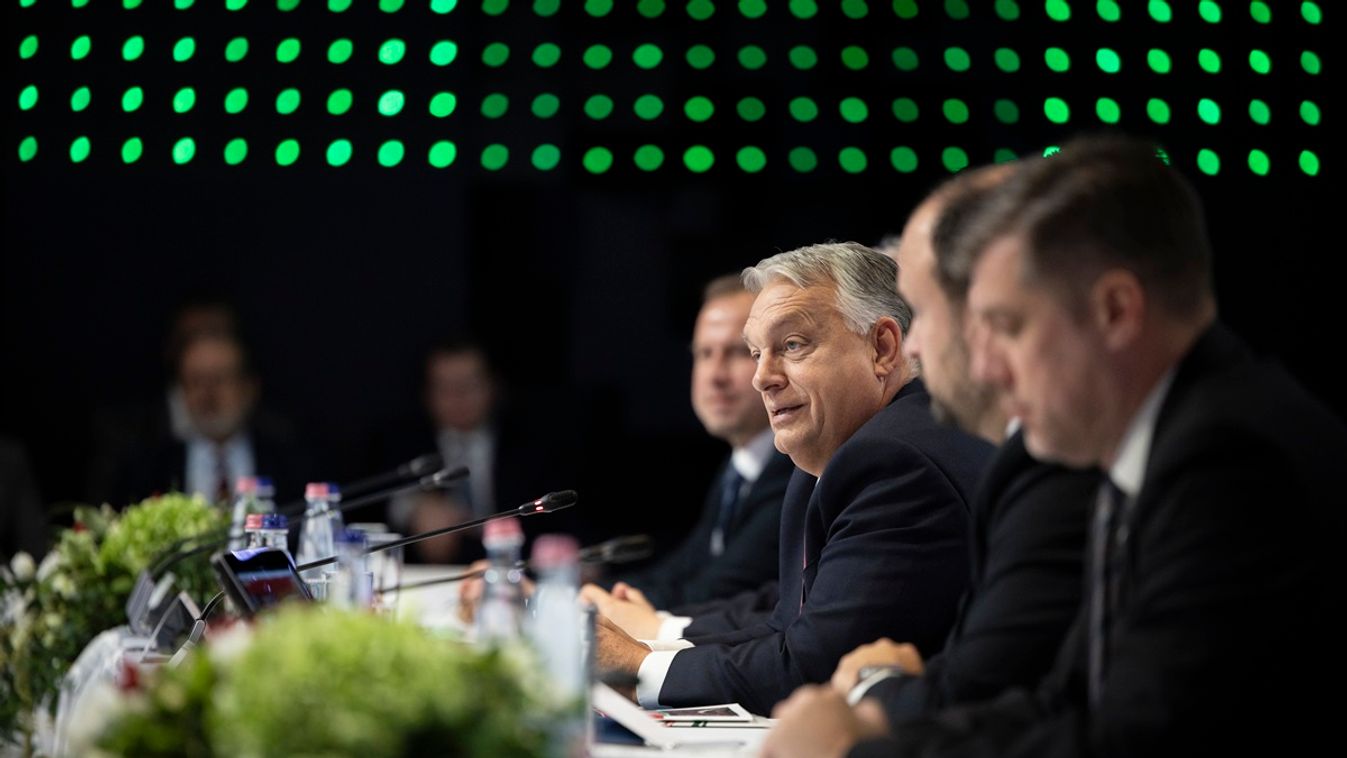 Orbán Viktor a MÁÉRT-en: Európa vezetői mindent megtesznek, hogy gáncsolják Trump béketörekvéseit