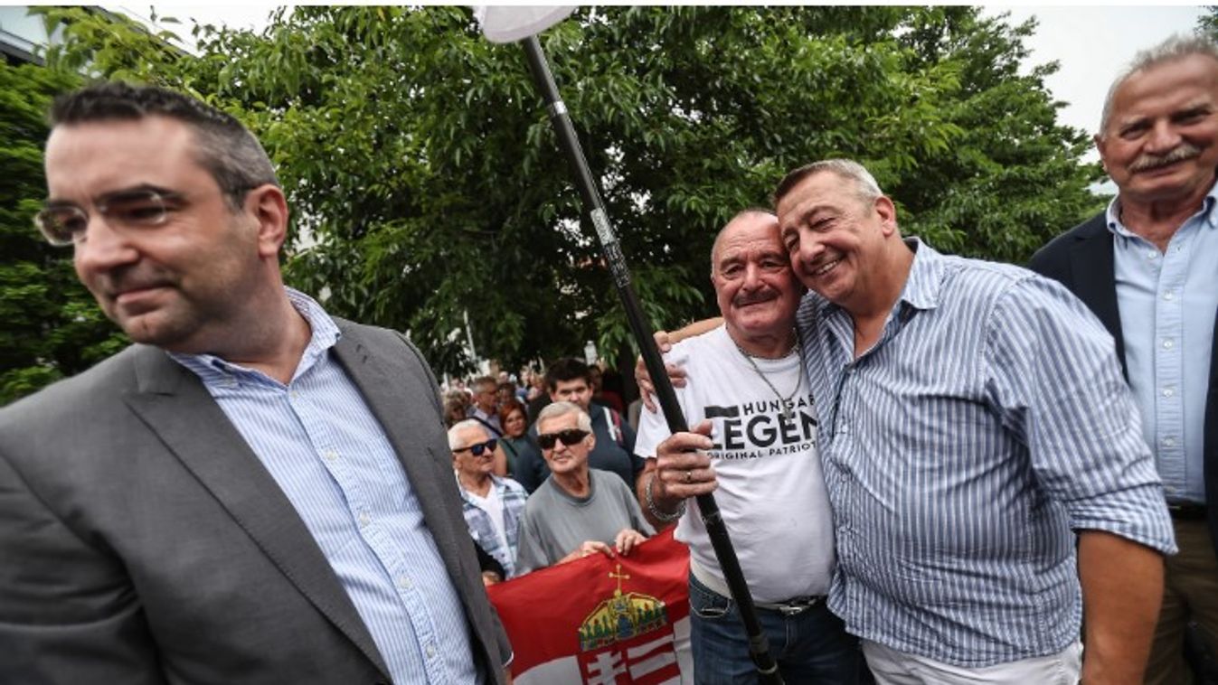 Bayer: Drága Feró! Kérj bocsánatot, ahogy férfihoz illik!