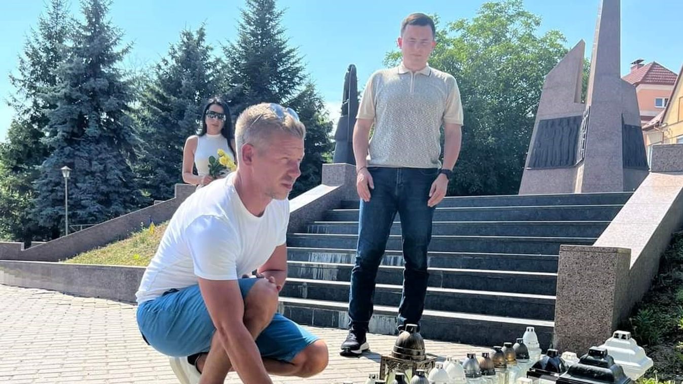 Az ukrán neonáci alakulat is hozzáférhetett a Tisza által szivárogtatott magyar adatokhoz