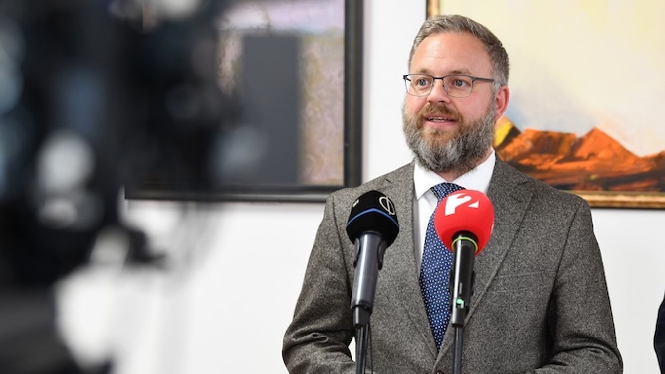 Orbán Balázs: mindnekinek joga van tudni, hogy mire készül a Tisza Párt