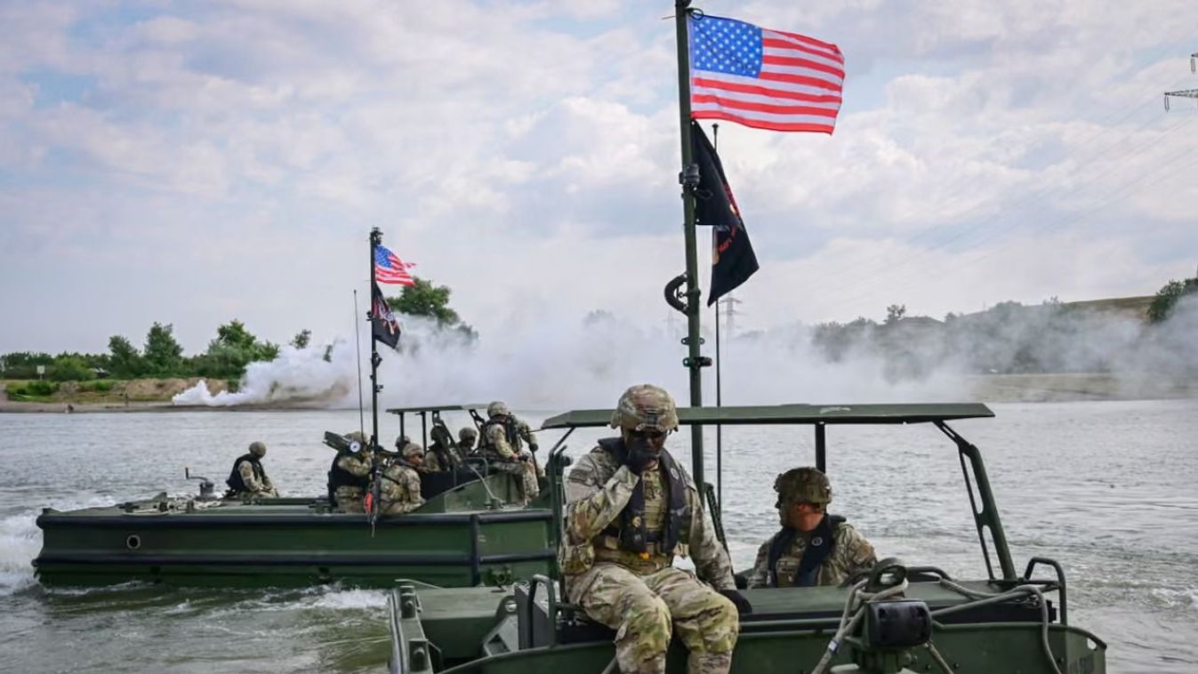 Az amerikaiak szépen, lassan faképnél hagyják a románokat