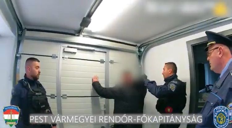 ROMÁN utazóbűnözők