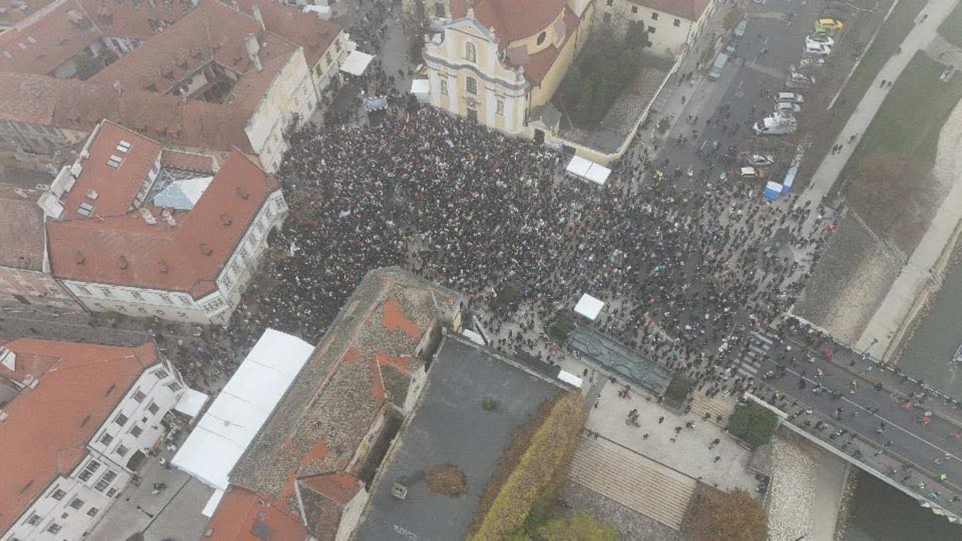 Nem sikerült kormányképesnek és többségnek hazudni a Tiszát Győrben