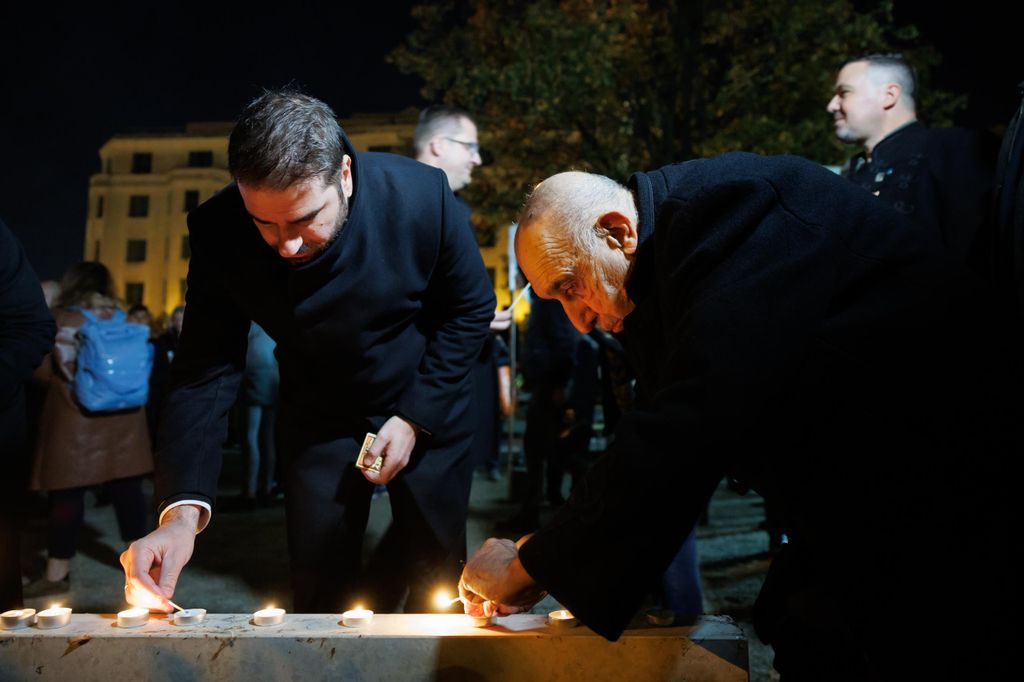 20251104 -- Halhatatlanok napja, Bem tér, Stefka István // fotó: Hatlaczki Balázs