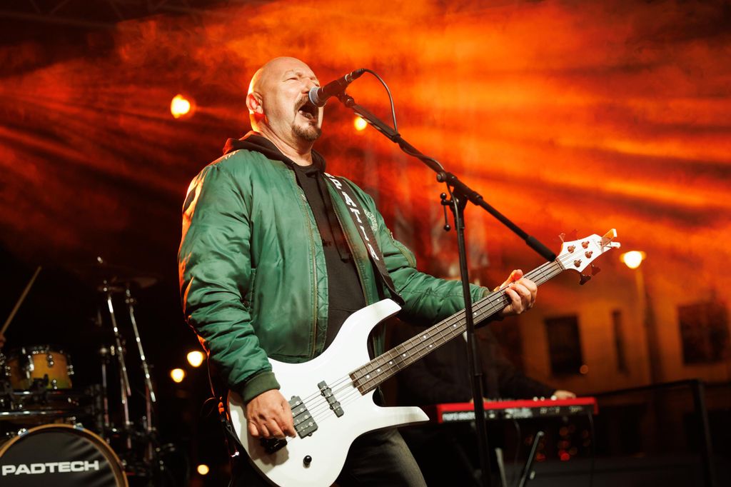 20251104 -- Halhatatlanok napja, Bem tér, Kárpátia // fotó: Hatlaczki Balázs