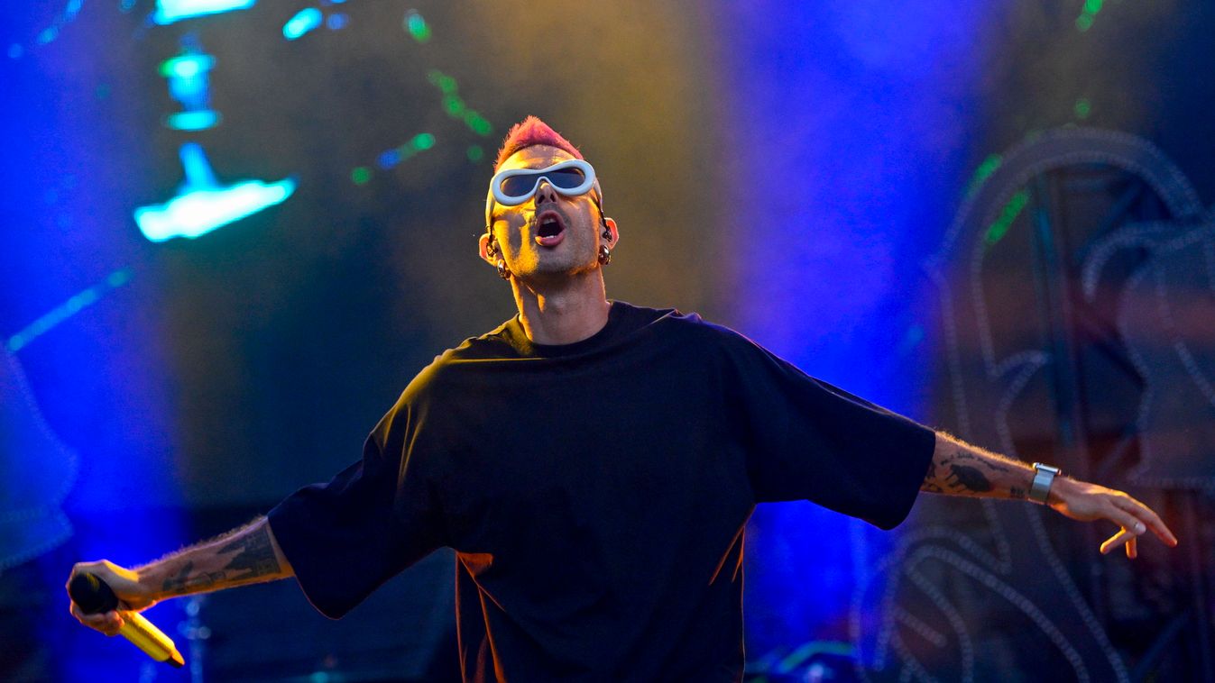 ByeAlex máris a "Fidesz áldozata" lett, miután lebukott "egy kis" kokainnal