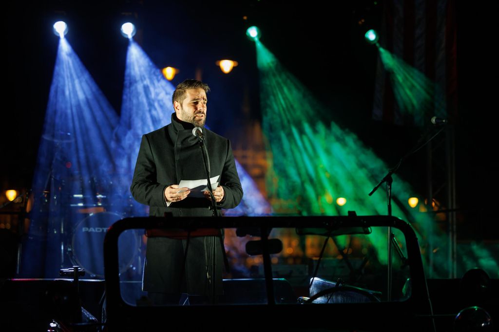 20251104 -- Halhatatlanok napja, Bem tér, Fekete Rajmund // fotó: Hatlaczki Balázs