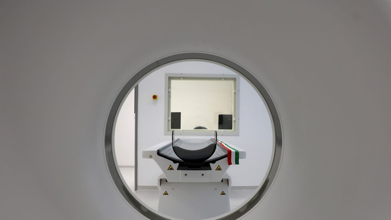 A Tisza felszámolná az állami társadalombiztosítást, az idősek és krónikus betegek lehetnek a magánosítás áldozatai