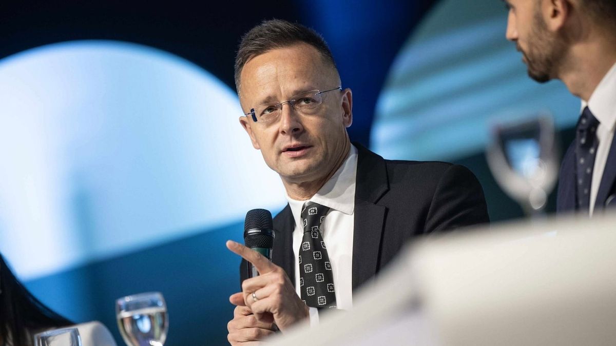 Szijjártó Péter: a magyar és a szlovén kormány újabb forrásokat biztosít a határ menti fejlesztésekre