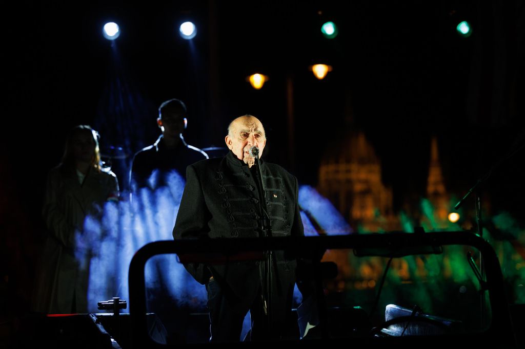 20251104 -- Halhatatlanok napja, Bem tér, Stefka István // fotó: Hatlaczki Balázs