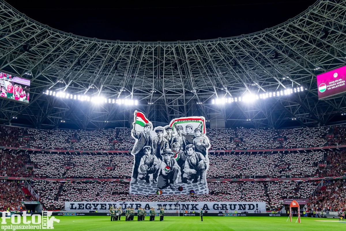 A döntetlen is elég, de azért nem baj, ha megnyerjük a meccset az írek ellen. Az MLSZ miatt viszont nem lesz koreográfia, saját szurkolóit bünteti érthetetlenül a szövetség.