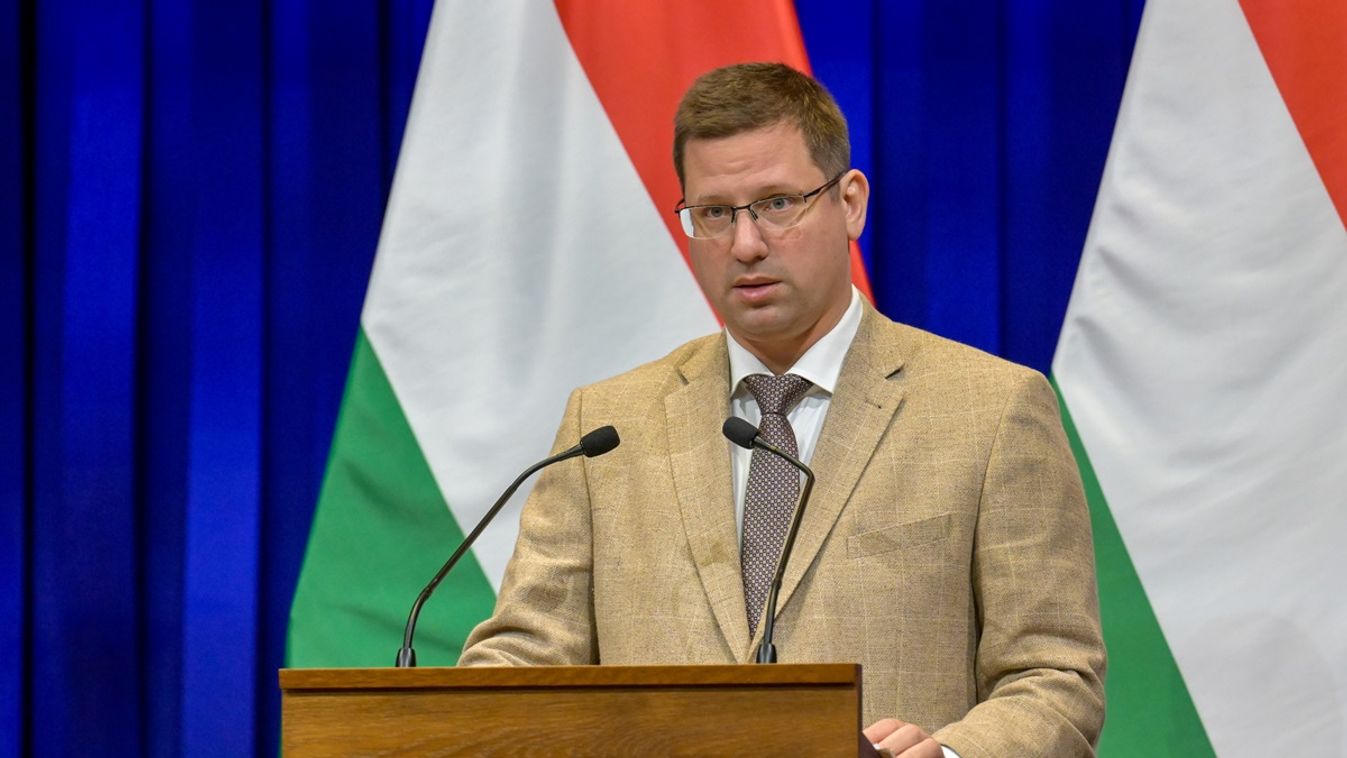 Gulyás Gergely a Kormányinfón: Magyarország megerősítette pozícióit a washingtoni látogatásnak köszönhetően (ÉLŐ)