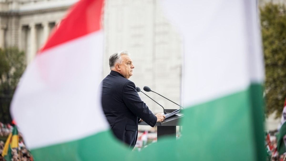 Orbán Viktor nem pihen, vasárnap Erdogan török elnökhöz látogat.