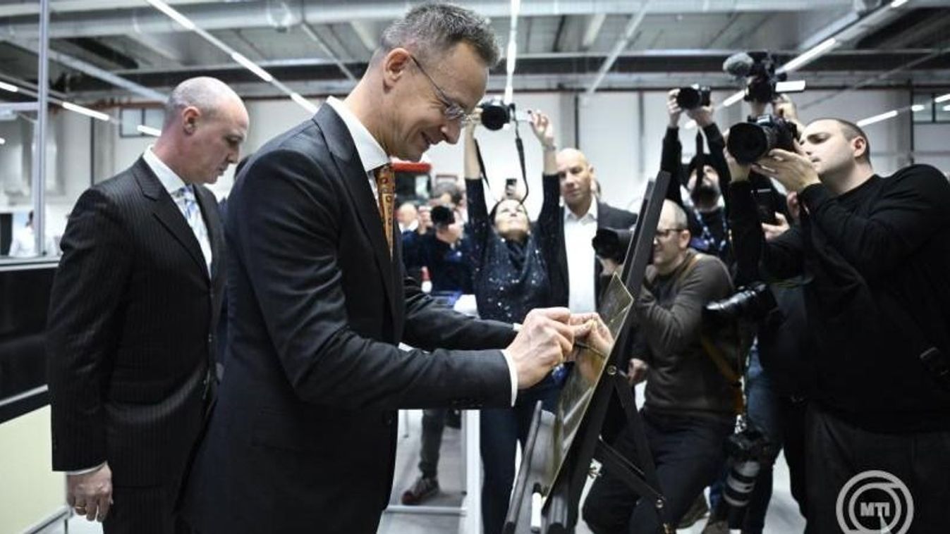 Szijjártó Péter: Az elmúlt négy év a magyar gazdaságtörténet négy legsikeresebb éve beruházási szempontból