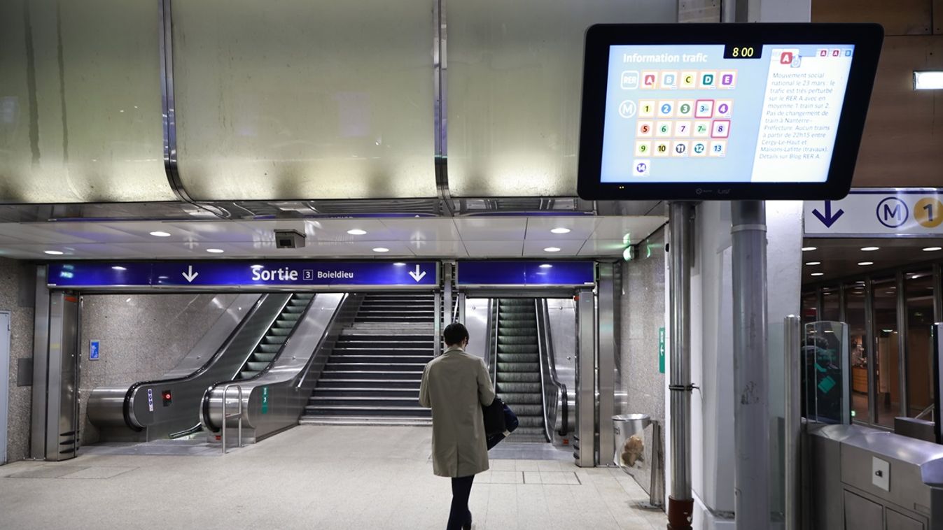 Három nőt késelt meg a kiutasított migráns Párizsban, pszichiátriai kezelésre utalták