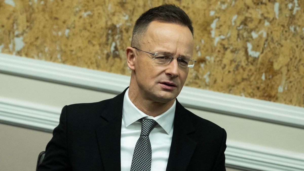 Szijjártó Péter Brüsszel kudarcos politikájáról beszélt