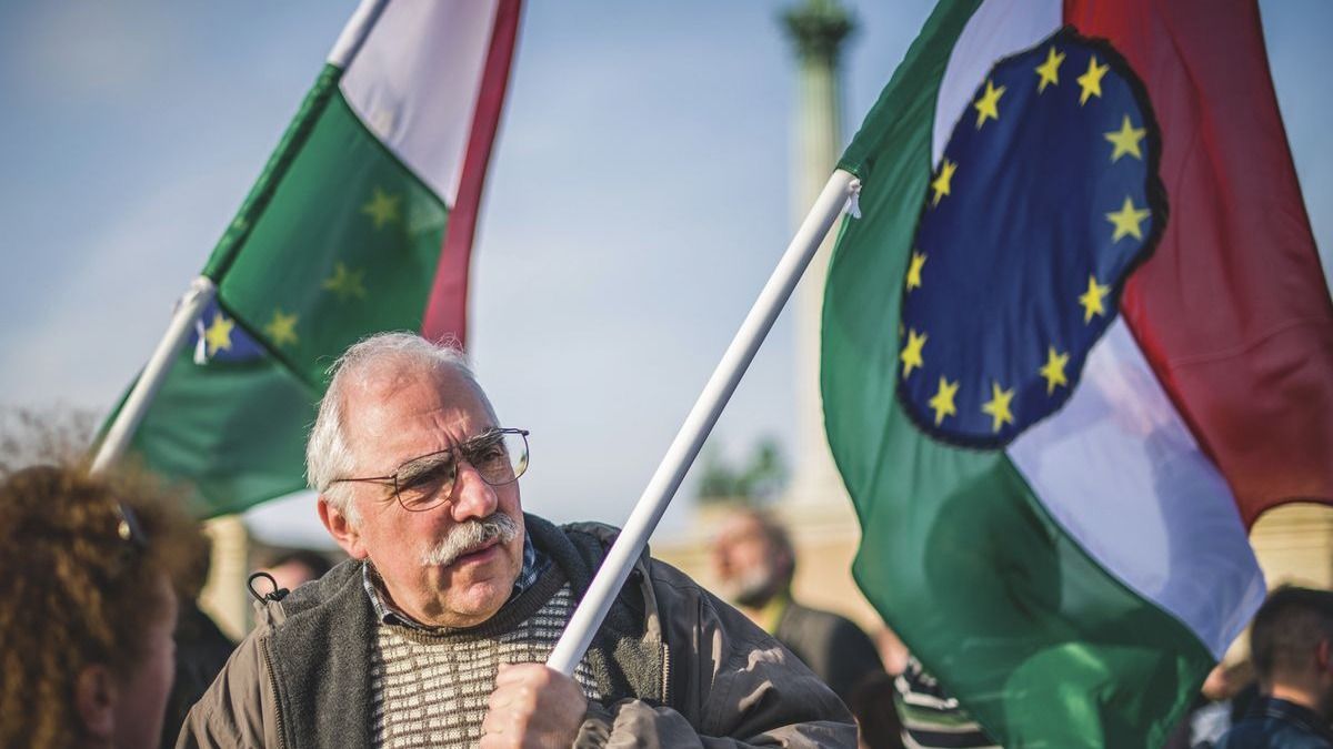 Magyar Péter Bokros Lajos a Tisza megszorítócsomagját támogatja