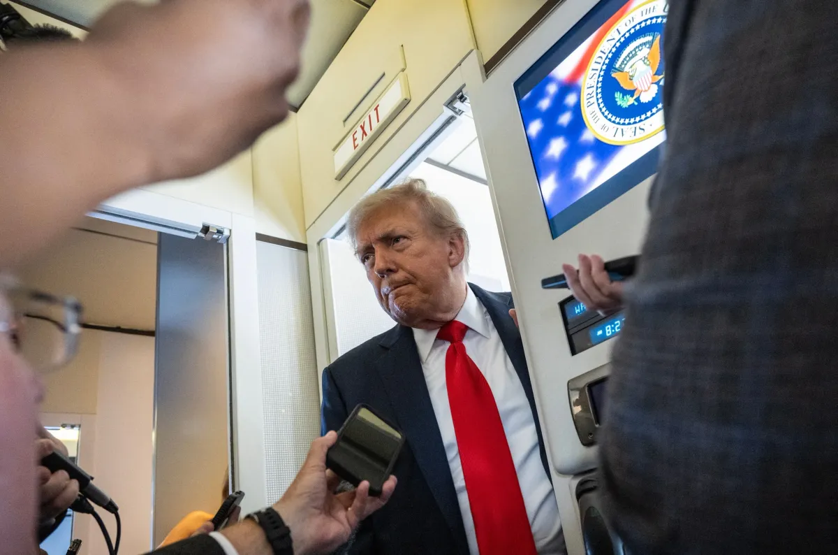 Trump retardáltnak nevezte Tim Walz kormányzót