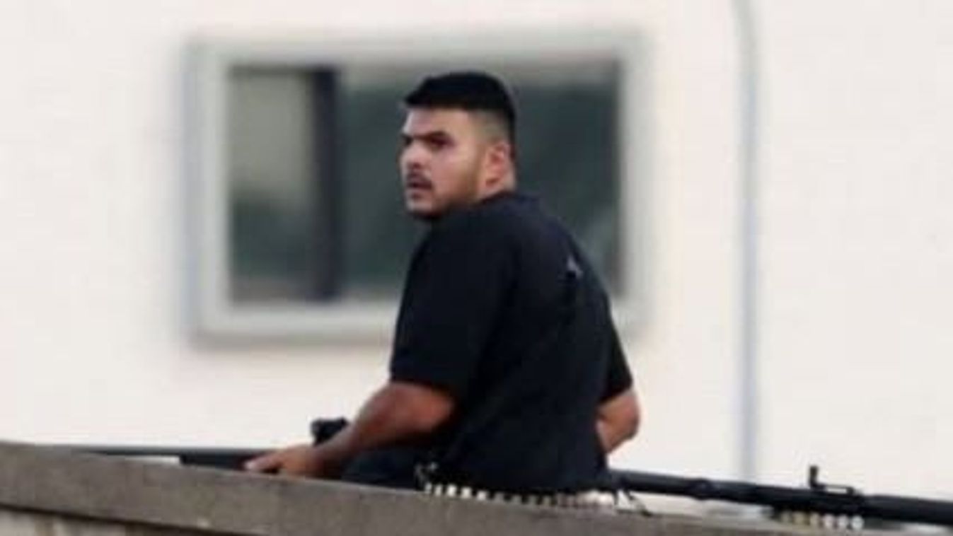 Apa és fia követte el Ausztrália harminc éve legsúlyosabb terrortámadását