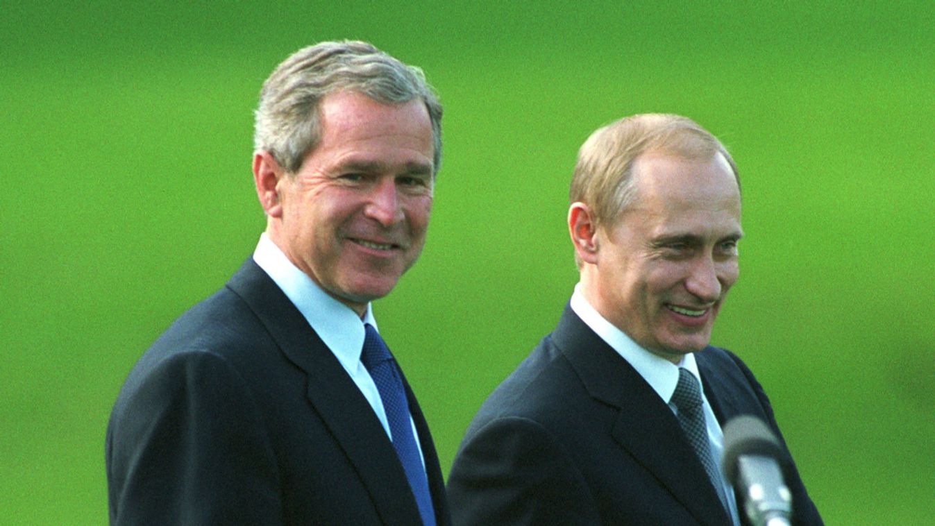 "Ha Ukrajnát felveszik a NATO-ba, hosszú távú konfrontációra kerül sor" - mondta Putyin 2001-ben