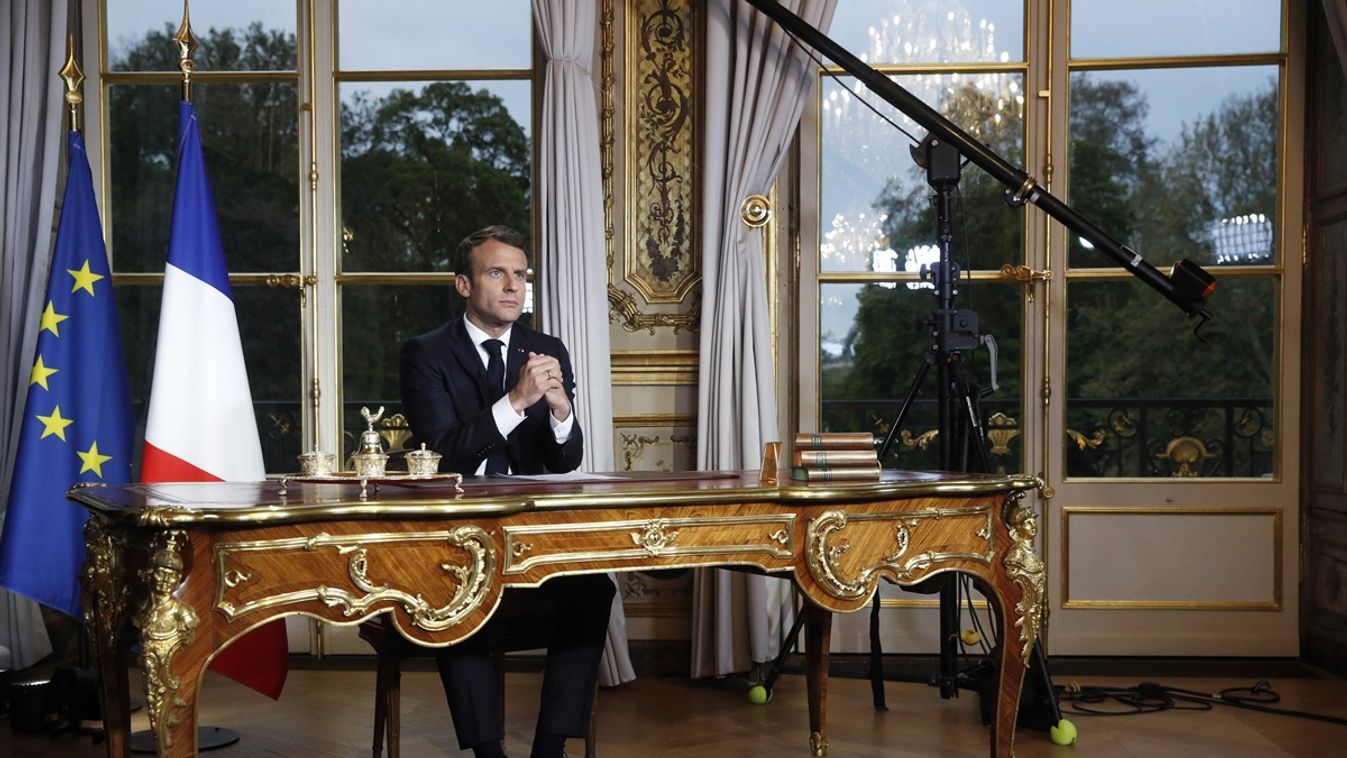 Elszivárgott az étkészlet az Élysée-palotából - Macron főkomornyikja éveken keresztül lopkodta az antik tárgyakat