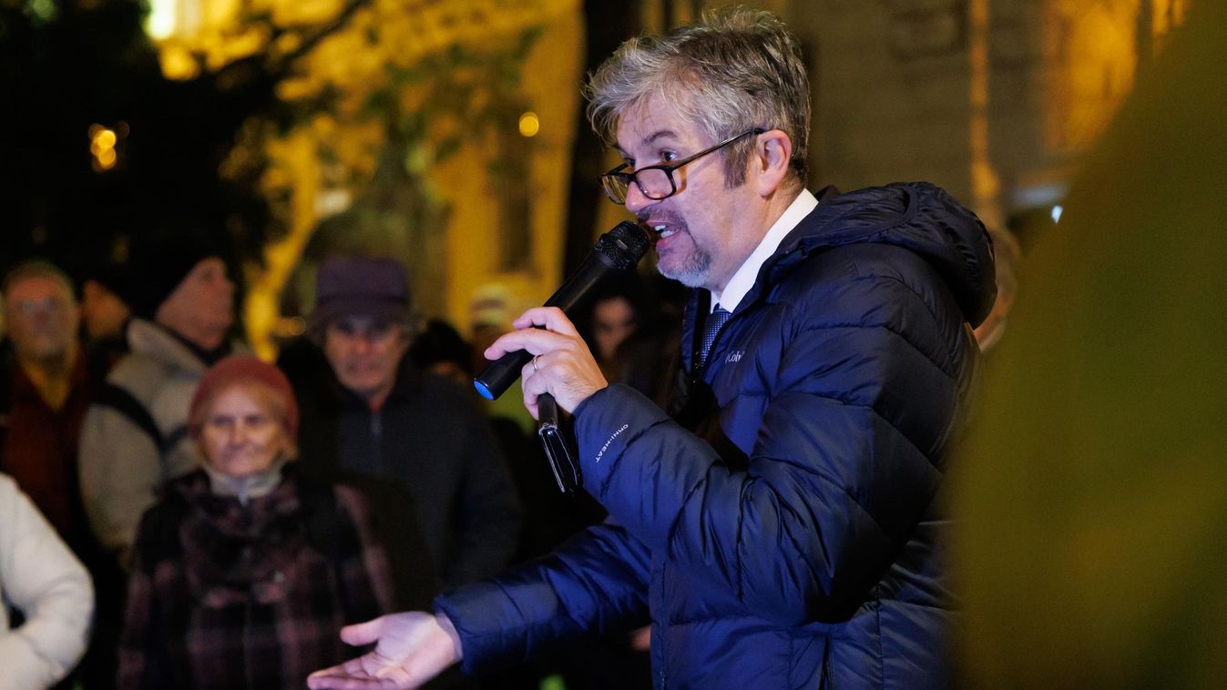 Hadházy kijelentette, hogy Orbán szilveszterkor zebrát evett