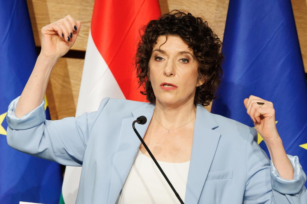 20260131 -- Dobrev Klára évértékelő beszéde a Helia Hotelben. // fotó: Hatlaczki Balázs