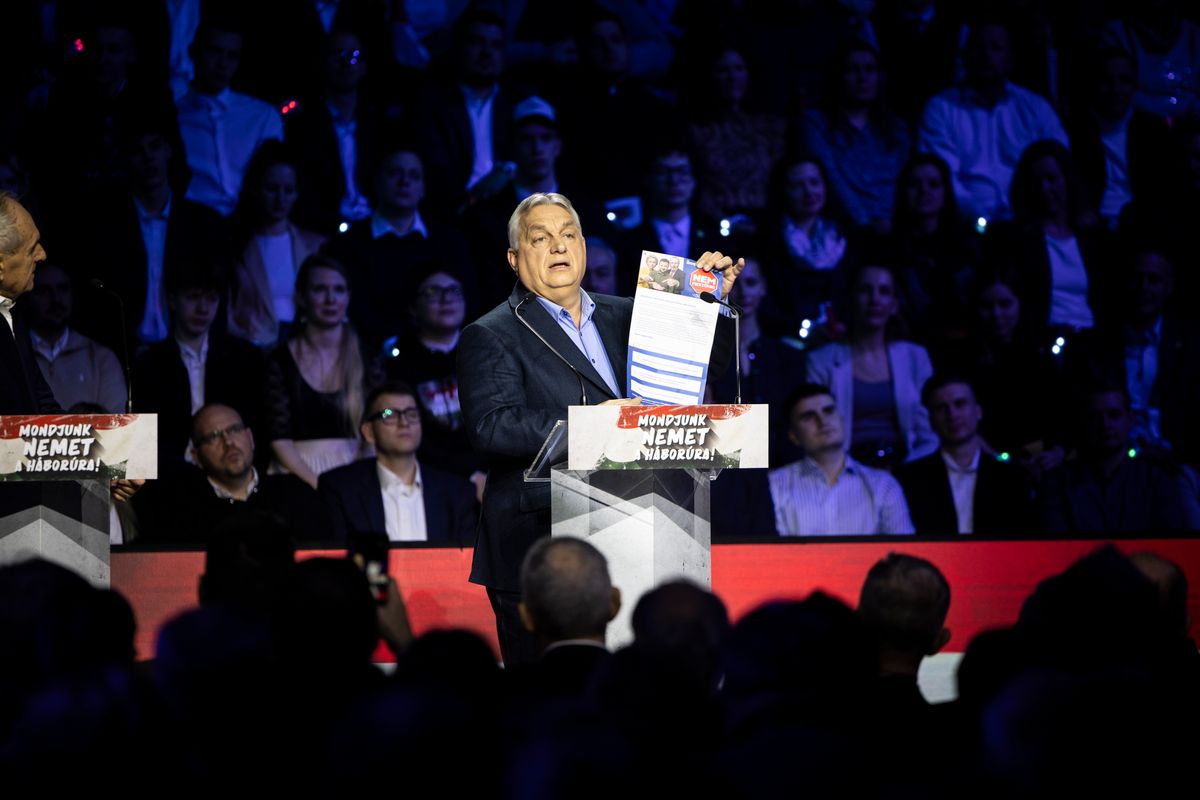 Orbán kijelentette, hogy nem hatnak a fenyegetések