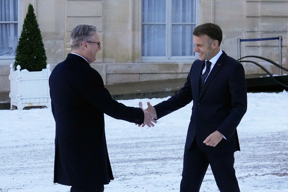 Hajlandók MACRON, Emmanuel; STARMER, Keir