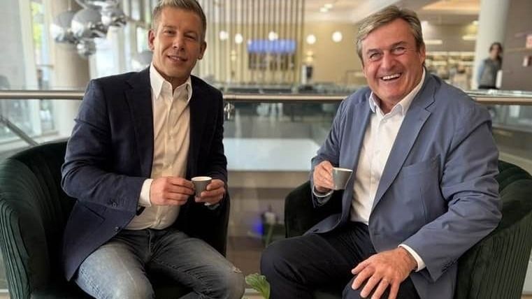 Minden szép és jó lesz, a multikat kiszolgálják, a szabadrablás előkészítve. Kapitány István készen áll a feladatra.