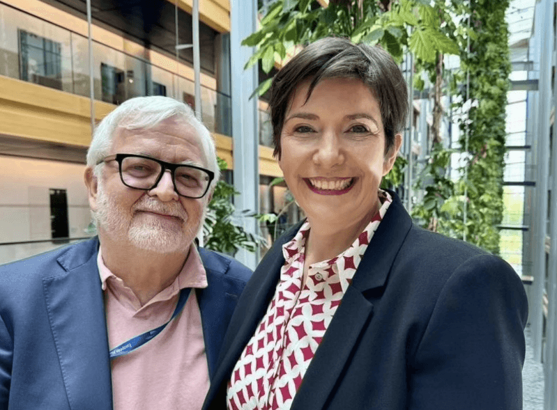 Ara-Kovács már nem mosolyog úgy Dobrev mellett, mint Jakab