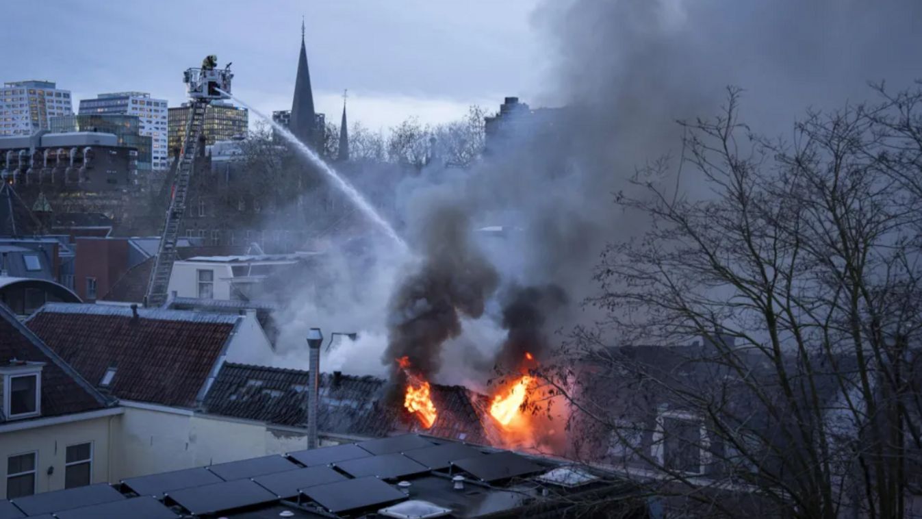 Robbanások és tűz Utrecht belvárosában