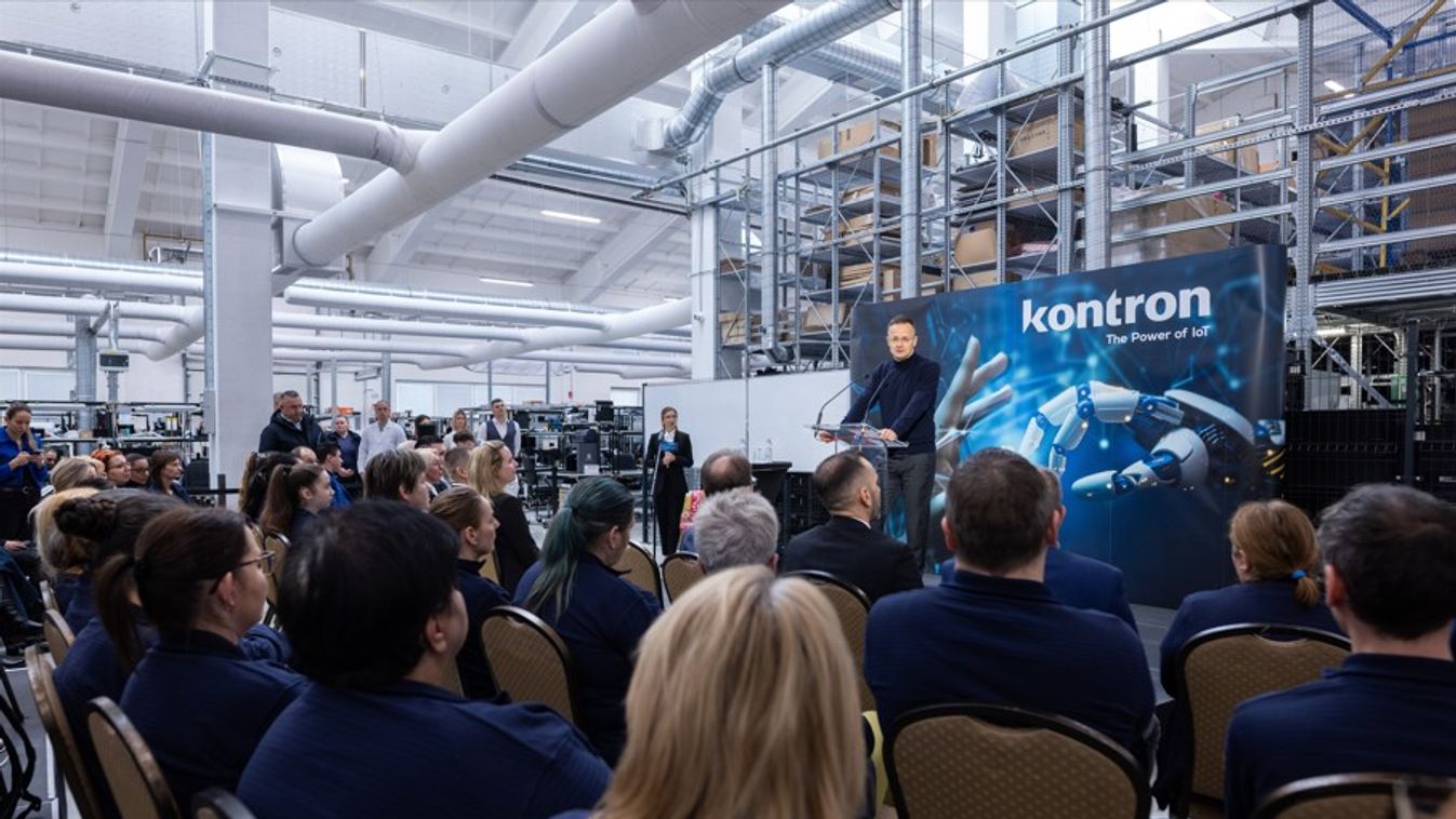 Szijjártó Péter: a világpiacvezető Kontron Electronics Magyarországra hozza a gyártását Kínából