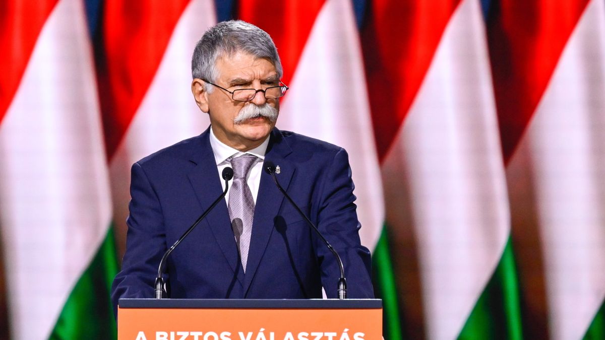 Kövér László: Meg kell akadályozni, hogy Magyarország banánköztársasággá süllyedjen