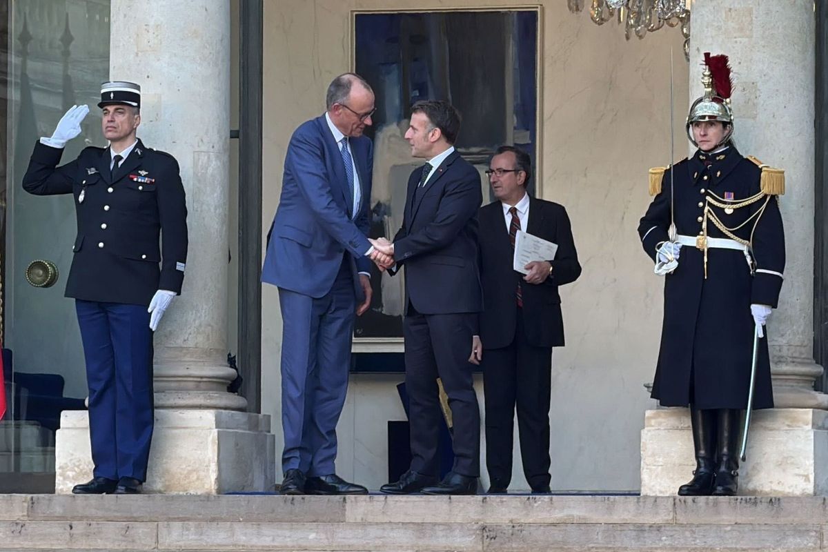 A párizsi tárgyalások Ukrajna biztonsági garanciáiról szólnak