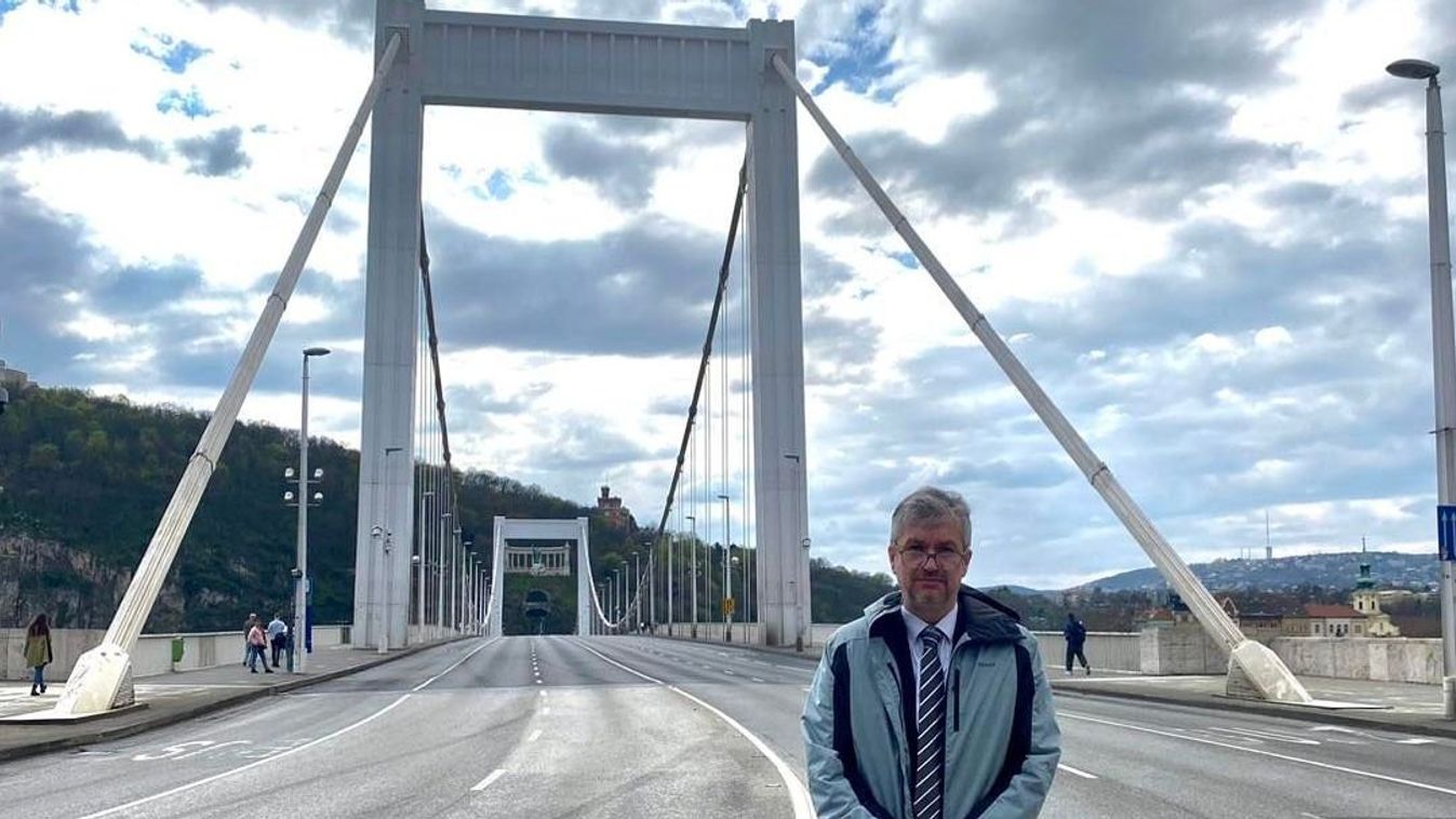 Hadházy Ákos ismét meg akarja bénítani Budapestet – forgalmi káosz kedd este