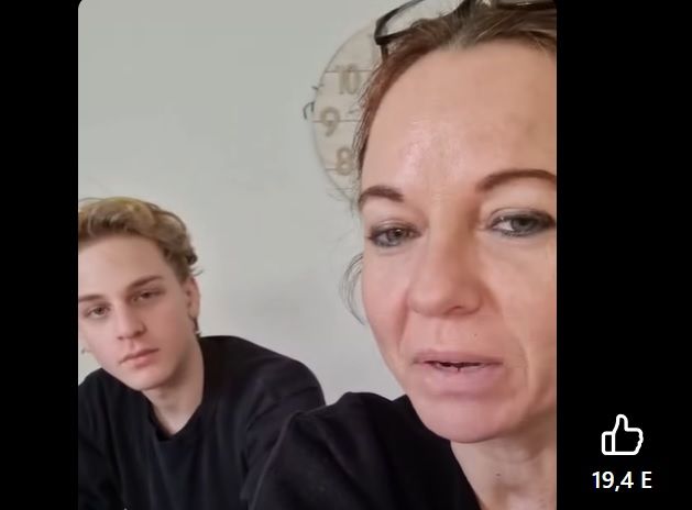 Szabó Tímea fiát veti be a kampányba. 