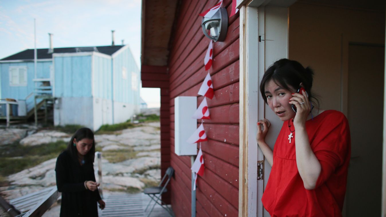 Grönlandi család készül esküvőre. Fotó: Getty Images/Joe Raedle.