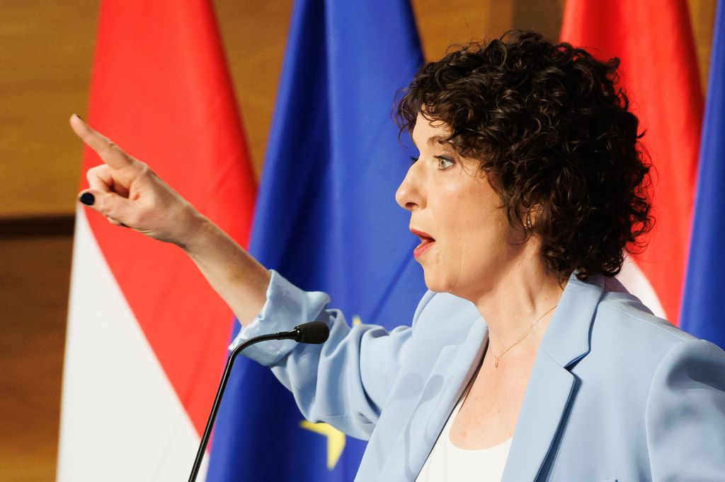 20260131 -- Dobrev Klára évértékelő beszéde a Helia Hotelben. // fotó: Hatlaczki Balázs