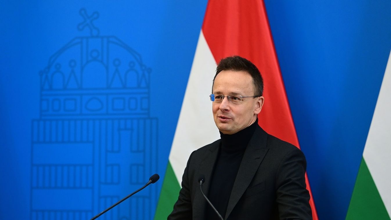 Szijjártó Péter: Zelenszkijnek nem volt jobb dolga Davosban, mint ordenáré módon személyeskedni