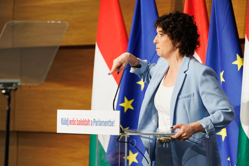 20260131 -- Dobrev Klára évértékelő beszéde a Helia Hotelben. // fotó: Hatlaczki Balázs