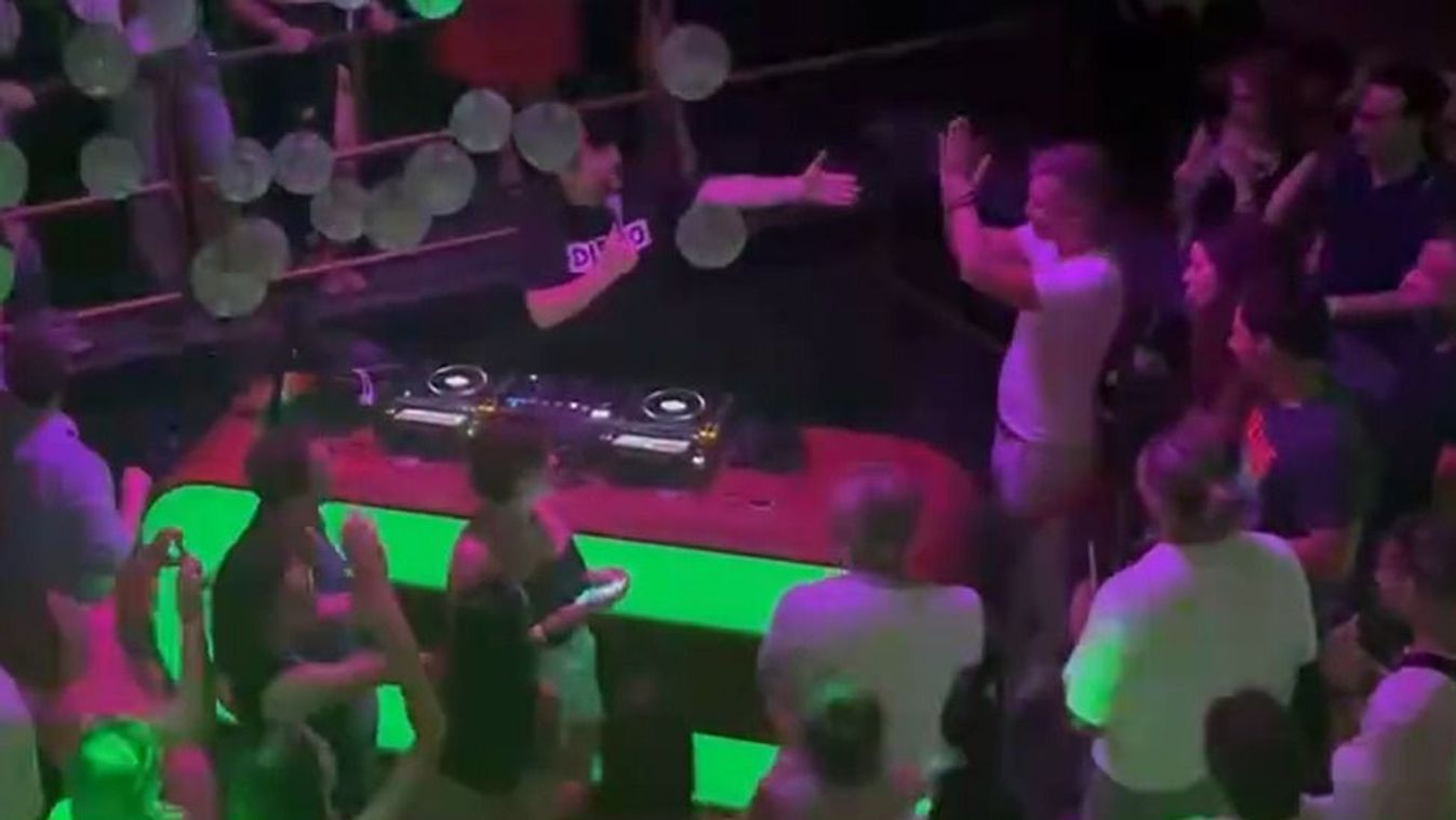 "Nagyon nagy bulit csapunk" - ígérte Magyar Péter azon a bizonyos 2024. augusztus 2-i éjszakán a Lockban tartott belső tiszás partin. Azt nem lehet mondani, hogy nem váltotta be a szavát.