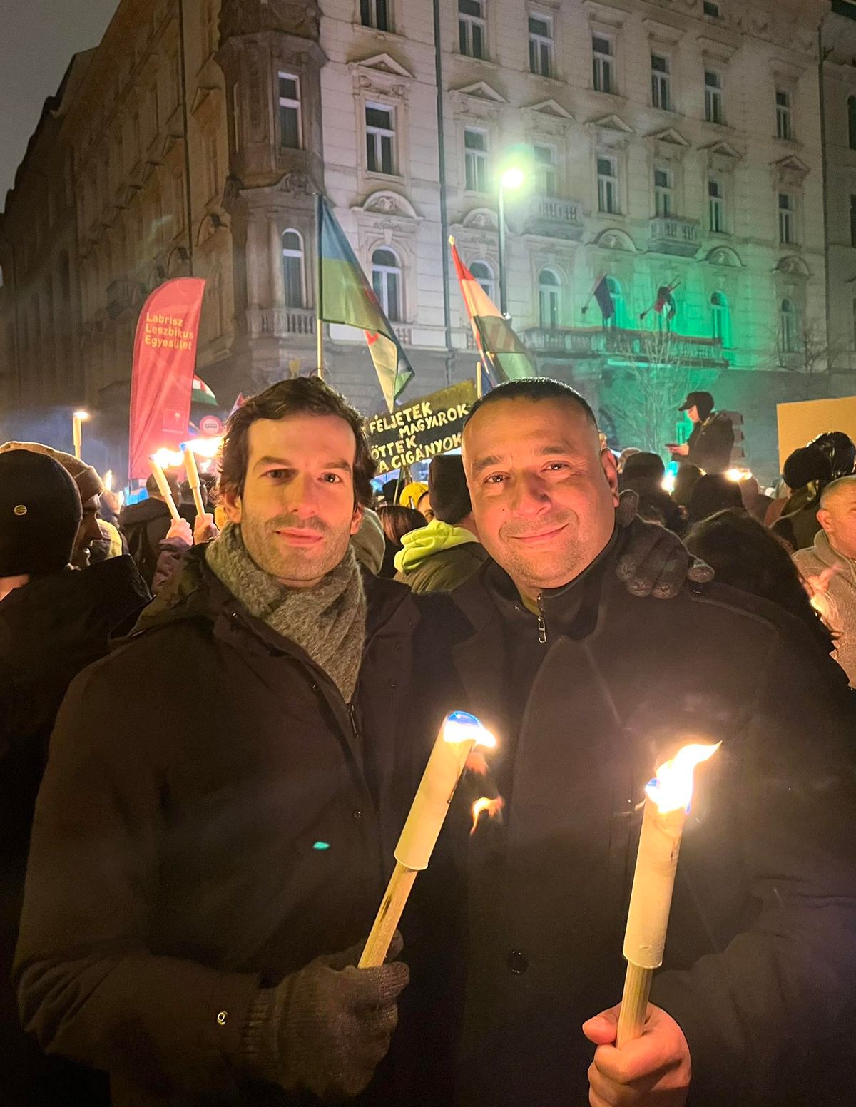 A cigánykártyát Fekete-Győr András forgatja a legjobban az elmúlt napokban, de nem igazán nézi vissza saját posztjait.