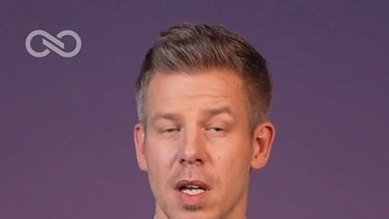 Magyar Péter skizofrén pillanatai: most megtorlás helyett szeretetéről biztosítja "fideszes honfitársait", csak szavazzanak rá