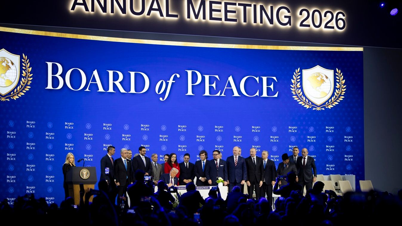 Donald Trump beszédével megalakult a Béketanács (Visszanézhető)