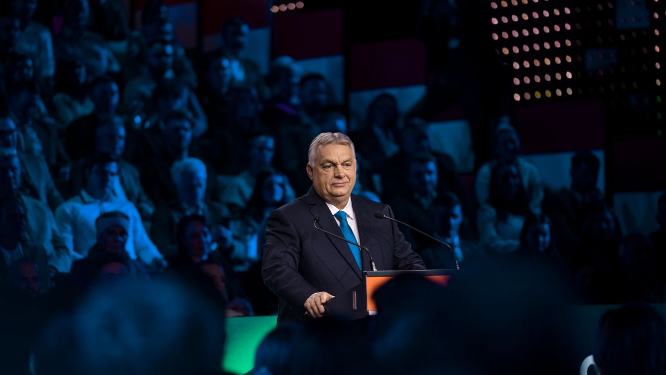 Orbán Viktor: Megnőtt a terrorfenyegetettség, katonák vonulnak fel több helyen